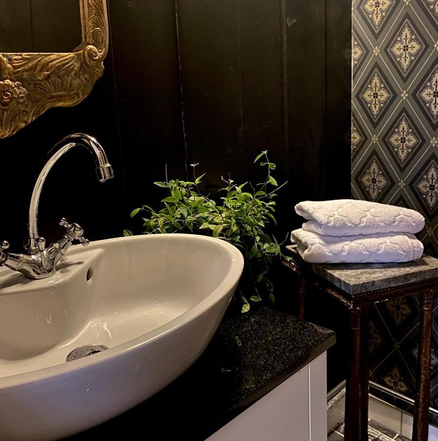 Kinna Bed & Breakfast Екстер'єр фото